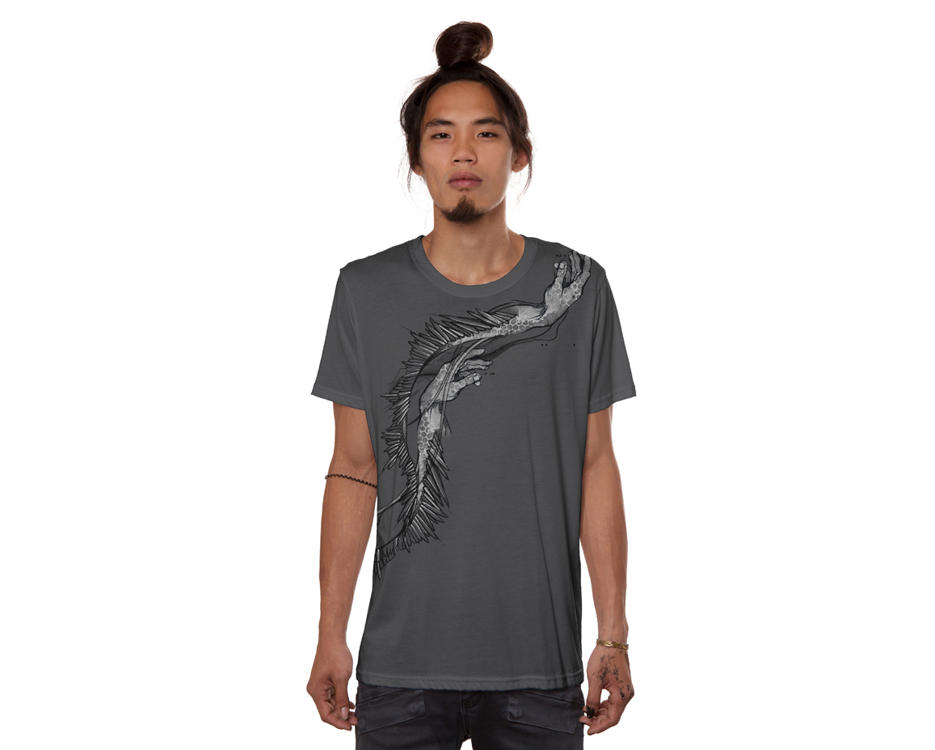 man t-shirt with a jally fish print in grey 